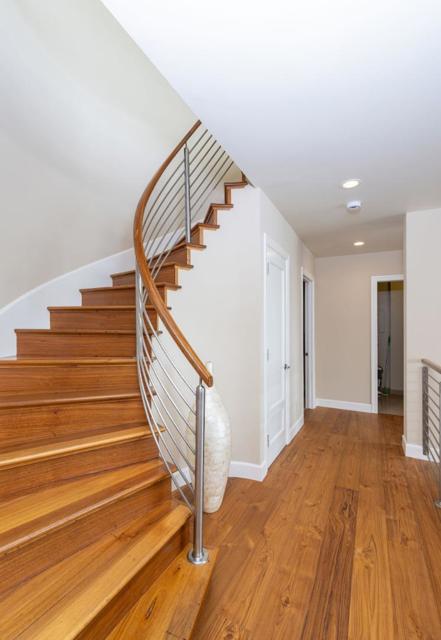 643 Beach Drive, Aptos CA: https://media.crmls.org/mediaz/2f7b397d-f56d-4f46-849f-6aeaa913907d.jpg