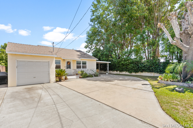 619 Maydee ST, Duarte CA: https://media.crmls.org/mediaz/2f7babb8-bac6-4cc3-8441-04940d6daa3f.jpg