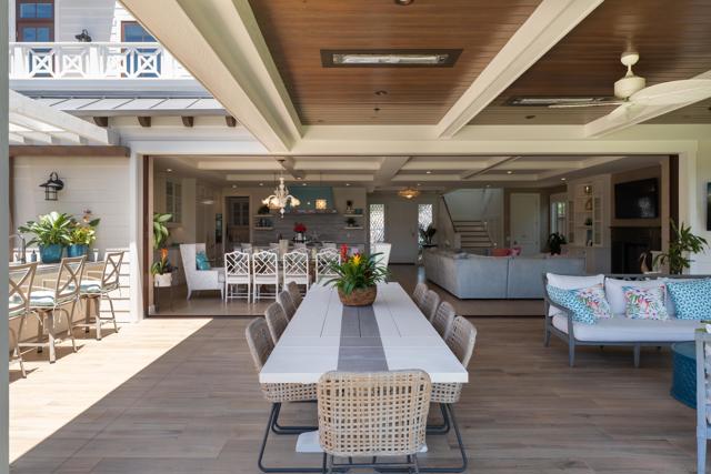 1040 Pine St, Coronado CA: https://media.crmls.org/mediaz/2f7c46a6-845f-4254-88f6-bb23b2034ca4.jpg
