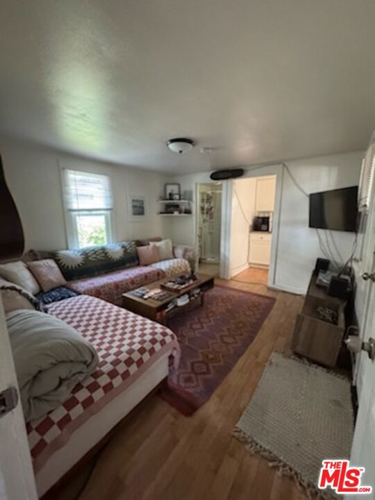 1923 19TH Street, Santa Monica CA: https://media.crmls.org/mediaz/2f7e0e16-54ac-4c75-a4af-1bd85ae27d7c.jpg