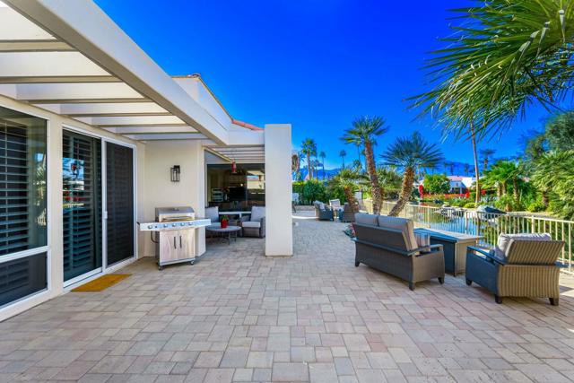 Image 40 of 51 For 75330 14th Green Drive