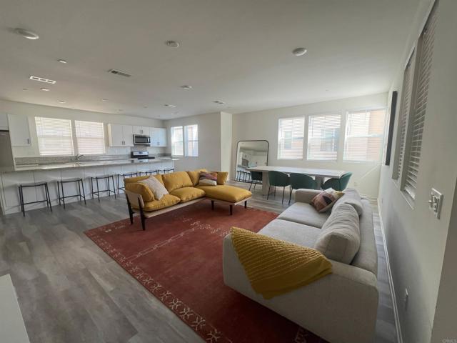 Detail Gallery Image 3 of 17 For 5341 Calle Rockfish #78,  San Diego,  CA 92154 - 3 Beds | 2 Baths