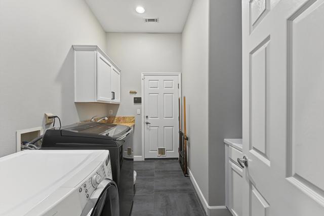 74075 W Petunia Place, Palm Desert, CA 92211