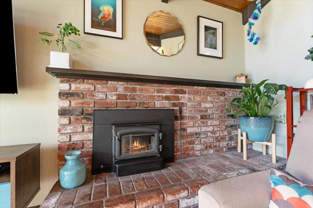 185 Woodston Way, Ben Lomond CA: https://media.crmls.org/mediaz/2f80aa62-7e13-4ef8-ab95-aa2f8e24256c.jpg