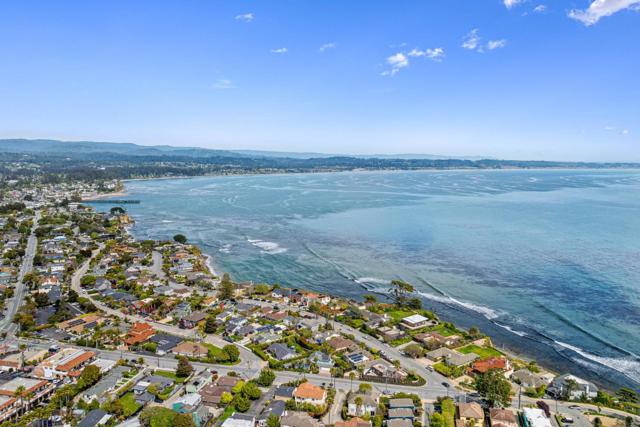 Image 37 of 51 For 4250 Opal Cliff Drive