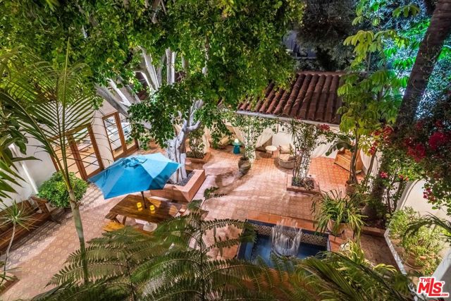 7825 Hillside Avenue, Los Angeles CA: https://media.crmls.org/mediaz/2f82559c-b996-4326-b7ef-8e010e1bfe7a.jpg