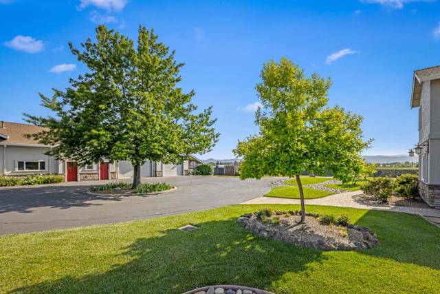 2340 Tennant Avenue, Morgan Hill CA: https://media.crmls.org/mediaz/2f827e10-f7bc-4c93-bf31-20f7e38a6d34.jpg