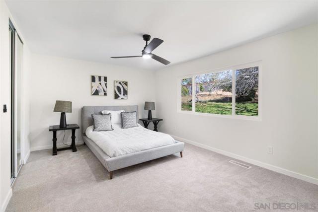 1756 Alhudson Dr, Escondido CA: https://media.crmls.org/mediaz/2f82c0a8-a19e-4853-8ab4-90d8b069e762.jpg