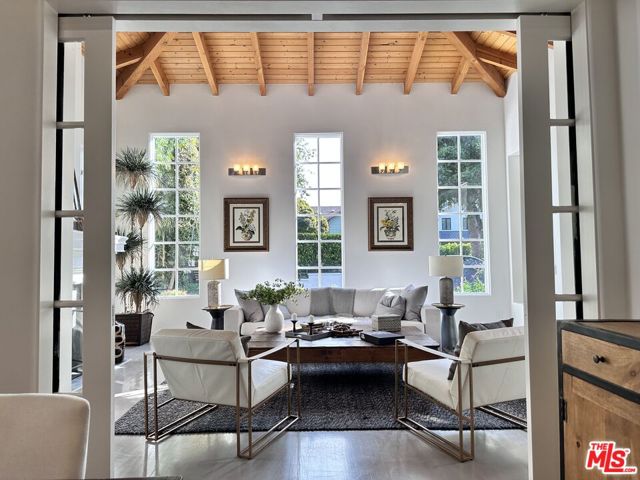 723 10th Street, Santa Monica CA: https://media.crmls.org/mediaz/2f83e445-5248-43cf-bf65-a825849d716a.jpg