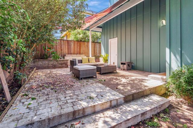 2604 La Paloma Lane, Santa Cruz CA: https://media.crmls.org/mediaz/2f8416f4-78ee-42f6-b67e-59cabd9ea95c.jpg