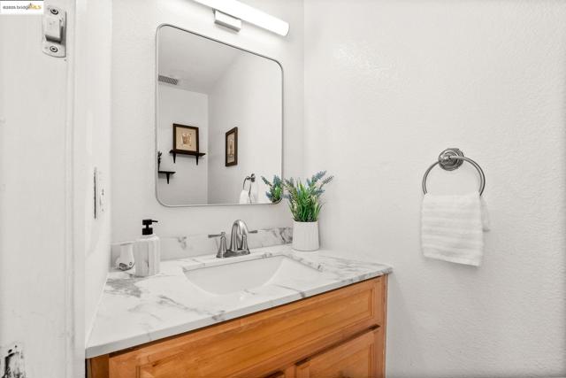 300 Locust Dr, Vallejo CA: https://media.crmls.org/mediaz/2f846192-52db-4b72-8a70-1dd487121400.jpg