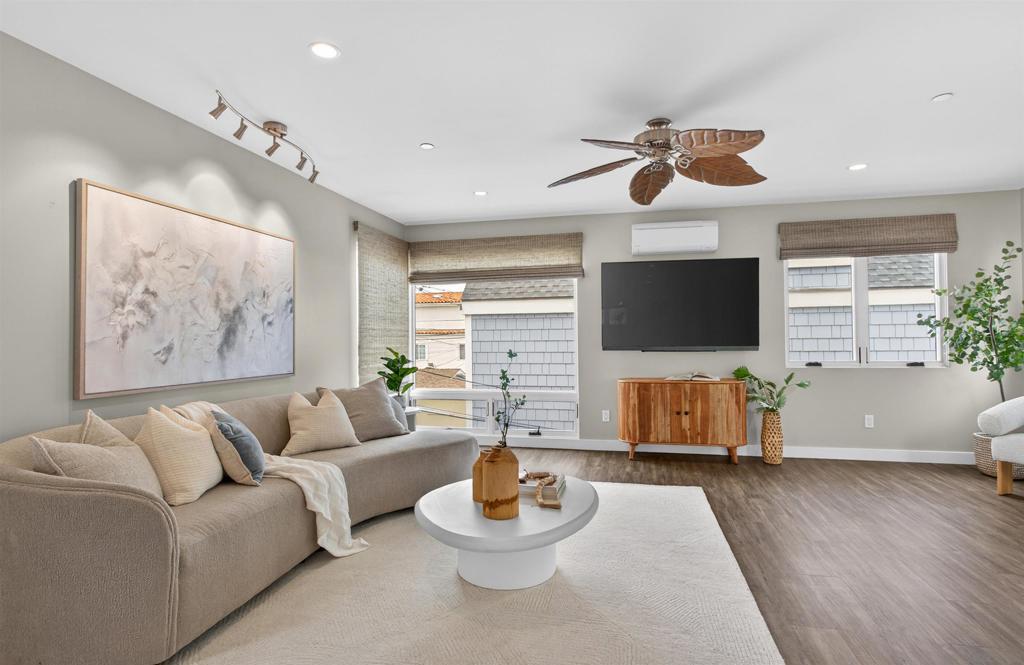 3828 Mission Blvd - photo 3