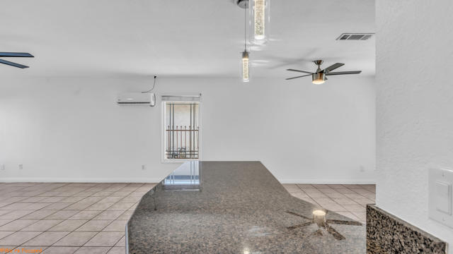 52190 Avenida Rubio, La Quinta CA: https://media.crmls.org/mediaz/2f8718d3-13f9-4073-bf50-16806a31f063.jpg