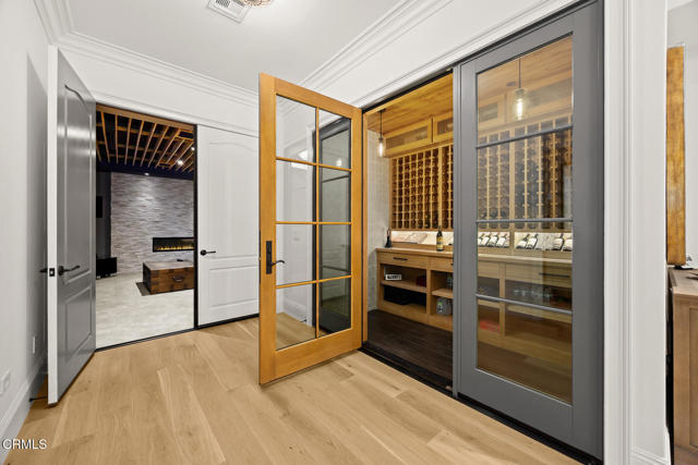 2060 Windover Road, Pasadena CA: https://media.crmls.org/mediaz/2f87841e-c35b-4866-bf2e-a462f177e84a.jpg