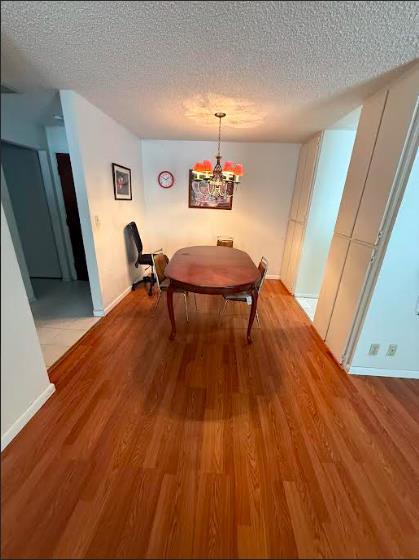 1140 Whipple Avenue, Redwood City CA: https://media.crmls.org/mediaz/2f88b72f-8c44-4e59-8846-e572734f6abe.jpg