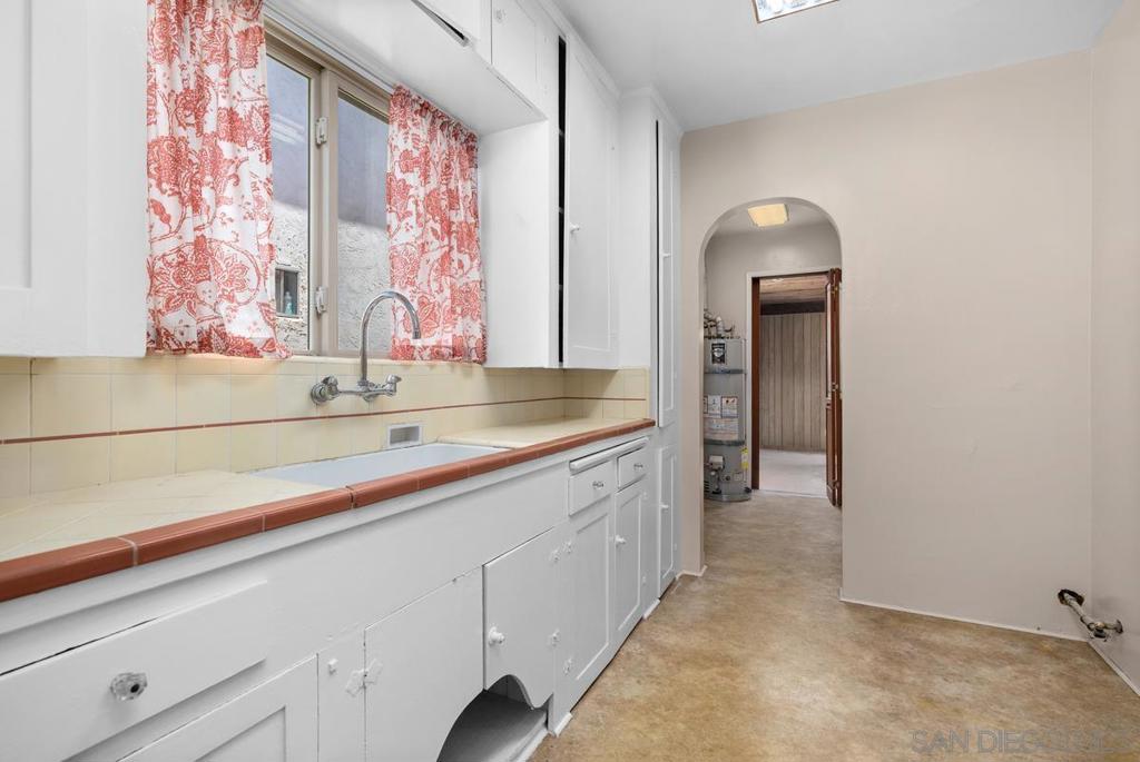 4846 Long Branch Ave - photo 18