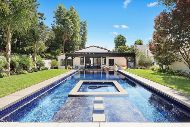 Detail Gallery Image 21 of 29 For 2044 Monterey Rd, South Pasadena,  CA 91030 - 4 Beds | 3 Baths