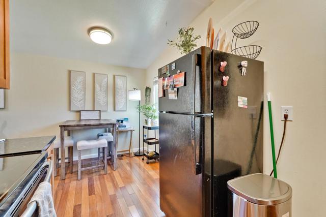 603 Beta Court, Campbell CA: https://media.crmls.org/mediaz/2f8984ad-efba-4db6-90d4-9b4b5582af3e.jpg