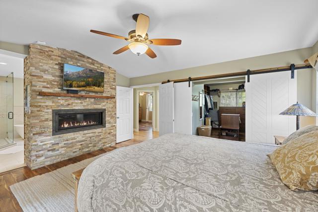31619 21 Via Puerta Del Sol, Bonsall CA: https://media.crmls.org/mediaz/2f89d1bc-d7c7-450d-9902-a783f9f652e0.jpg