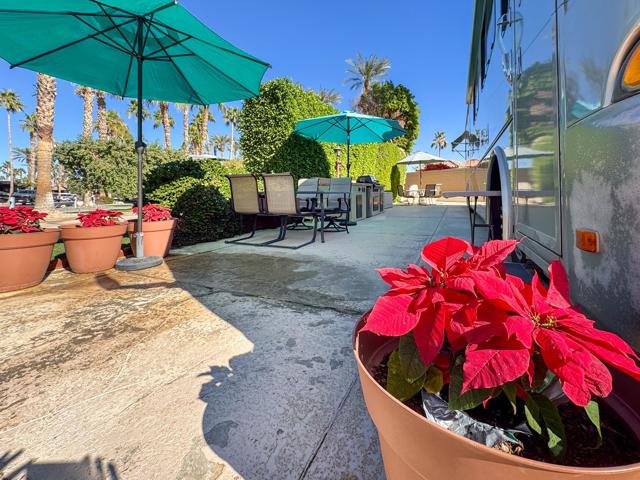 80394 Avenue 48, Indio CA: https://media.crmls.org/mediaz/2f8a0fc7-e7ac-42cc-adc7-5d0d2bfb4196.jpg