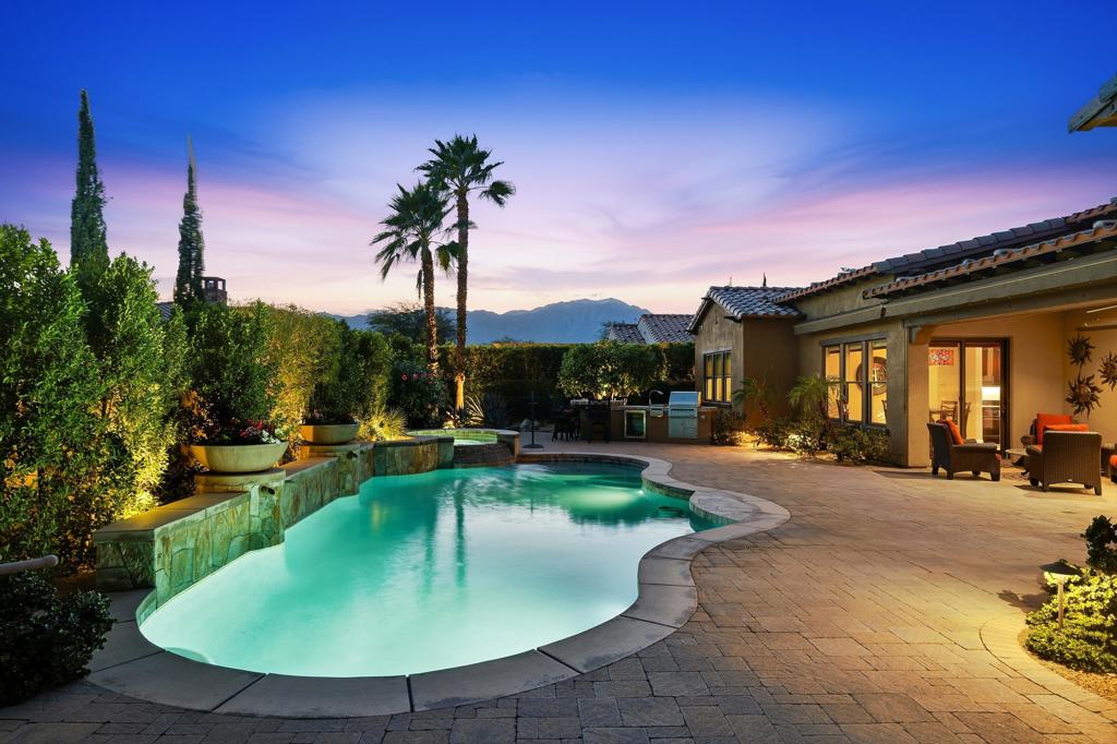 MLS #219139076PS image #1