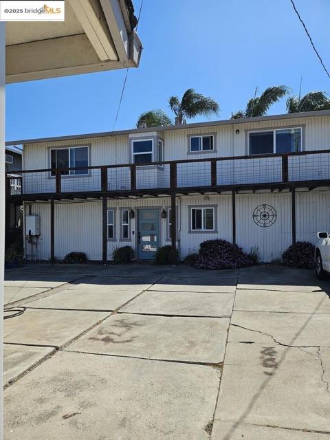 4384 Sandmound BLVD, Oakley CA: https://media.crmls.org/mediaz/2f8b766b-69c5-4779-b809-53c49d5c2f6f.jpg