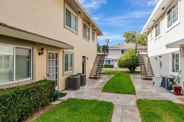 2323 Samaritan Drive, San Jose CA: https://media.crmls.org/mediaz/2f8bce32-e48d-4adc-83d5-512e9b95eee3.jpg