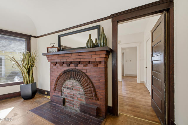 Detail Gallery Image 15 of 43 For 825 N Bushnell Ave, Alhambra,  CA 91801 - 4 Beds | 2 Baths