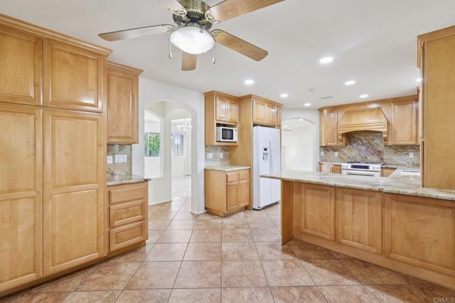 Detail Gallery Image 20 of 75 For 1943 Brookhurst Dr, El Cajon,  CA 92019 - – Beds | – Baths