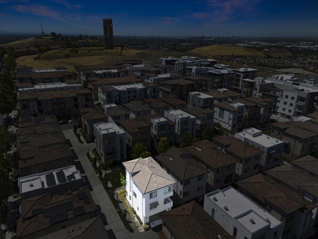 3079 Manuel Loop, San Jose CA: https://media.crmls.org/mediaz/2f8eef92-e504-4bdb-a5a3-61bb784b4a45.jpg
