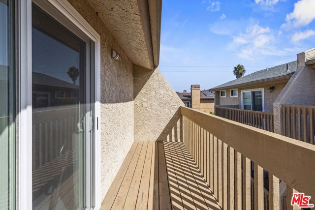 2701 Voorhees Avenue, Redondo Beach, California 90278, 2 Bedrooms Bedrooms, ,2 BathroomsBathrooms,Residential,For Sale,Voorhees,25578941