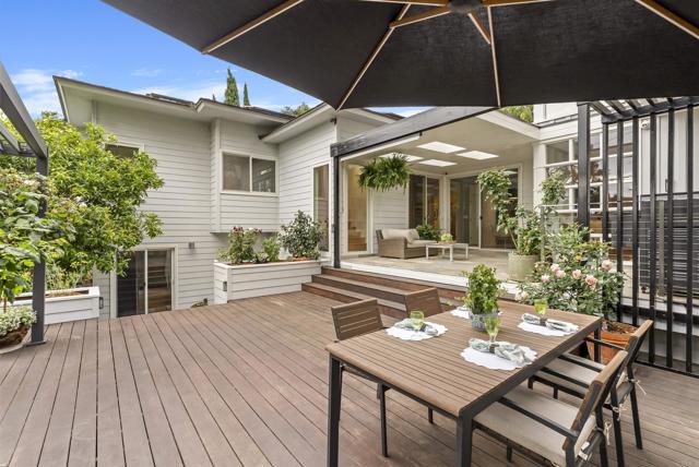 Detail Gallery Image 50 of 58 For 6028 Beaumont Ave, La Jolla,  CA 92037 - 5 Beds | 4 Baths