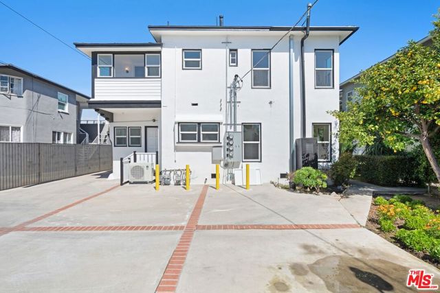 4526 St Elmo Drive, Los Angeles, California 90019, ,Multi-Family,For Sale,St Elmo,24426321