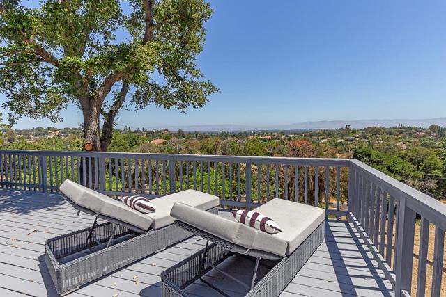 13038 Vista Del Valle Court, Los Altos Hills CA: https://media.crmls.org/mediaz/2f90c3fd-bcd8-4dc0-b0a9-10cd22d42ff8.jpg