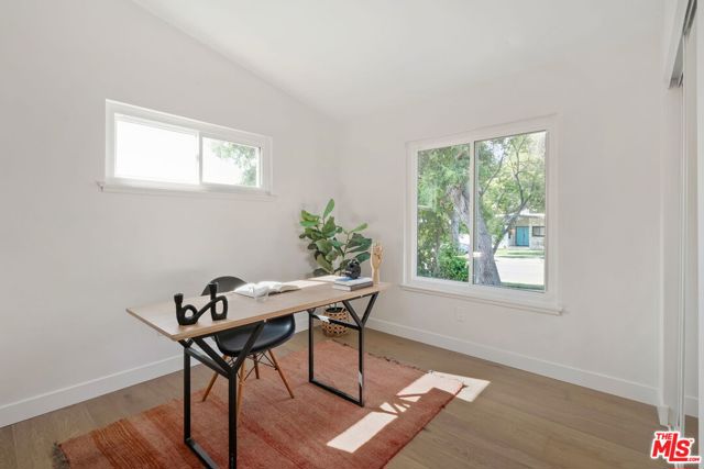 22946 Brenford Street, Woodland Hills CA: https://media.crmls.org/mediaz/2f90d7d6-6aaf-423d-b8f6-2a299d35744f.jpg