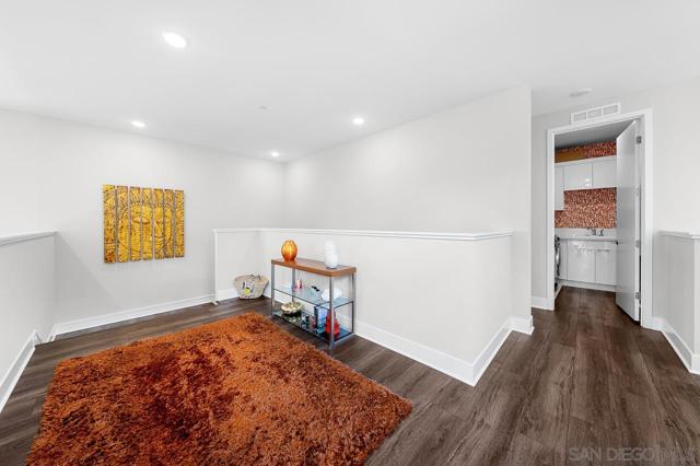 13722 Canyon Loop Trl, San Diego CA: https://media.crmls.org/mediaz/2f926467-6705-47d0-a013-d1d05b732206.jpg