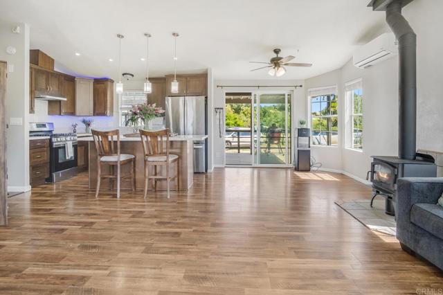 Detail Gallery Image 8 of 36 For 3465 Barrett View, Alpine,  CA 91901 - 2 Beds | 2 Baths