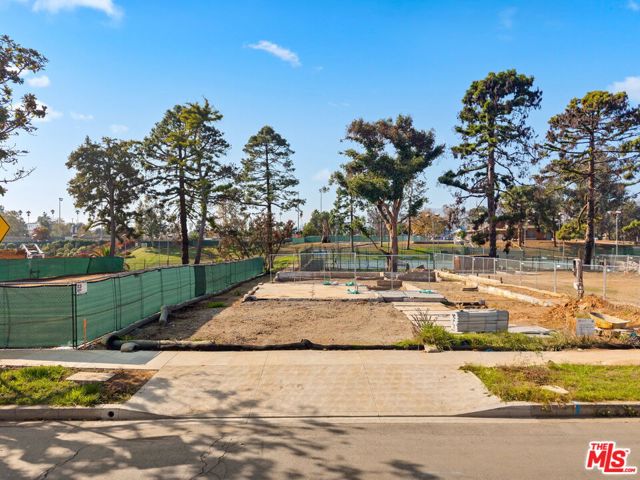 Drew Fenton | 725 Alma Real Drive Pacific Palisades CA | MLS: 7474160 Drew Fenton | 725 Alma Real Drive Pacific Palisades CA | MLS: 7474160