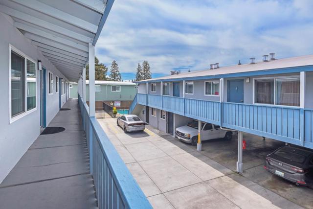 Image 4 of 43 For 309315 Oak Avenue
