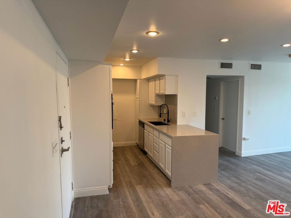 MLS #25614075 image #20