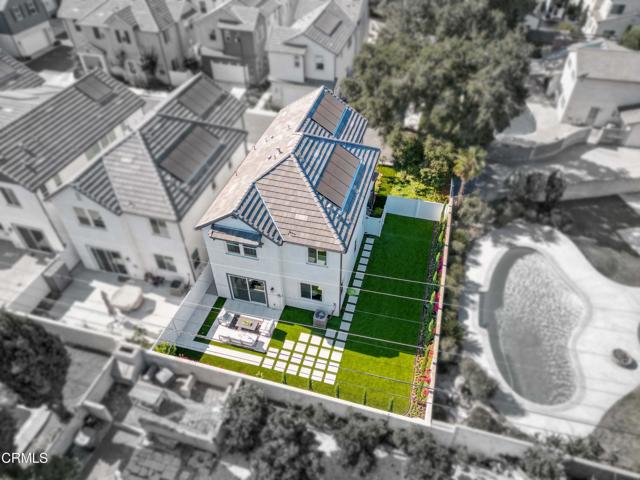 34 Miren Place, Arcadia CA: https://media.crmls.org/mediaz/2f96c599-a5ef-4c81-999e-3143a96a7d31.jpg