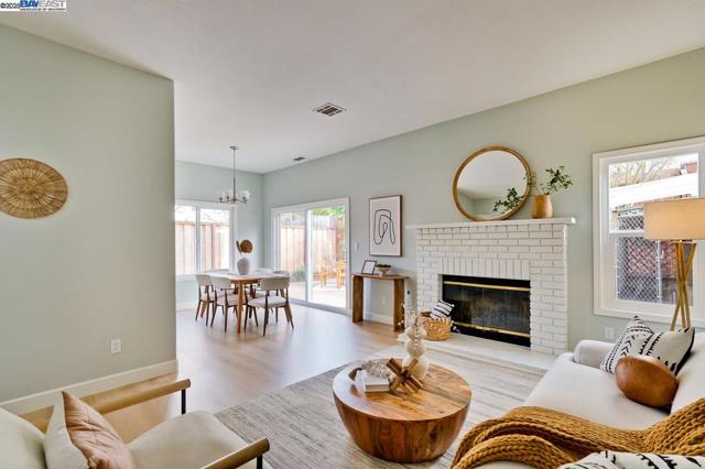 Image 6 of 58 For 4144 Garibaldi Pl