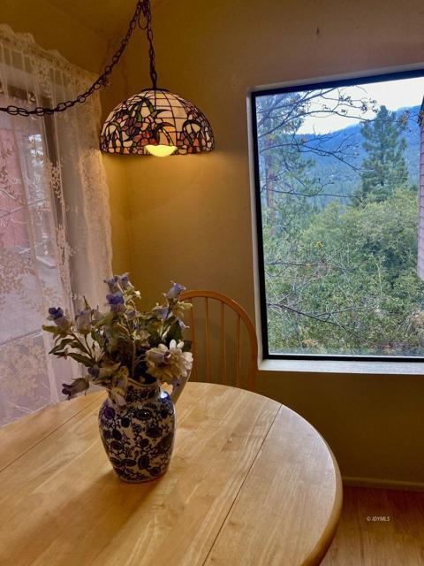 Image 21 of 29 For 54074 Linger Lane