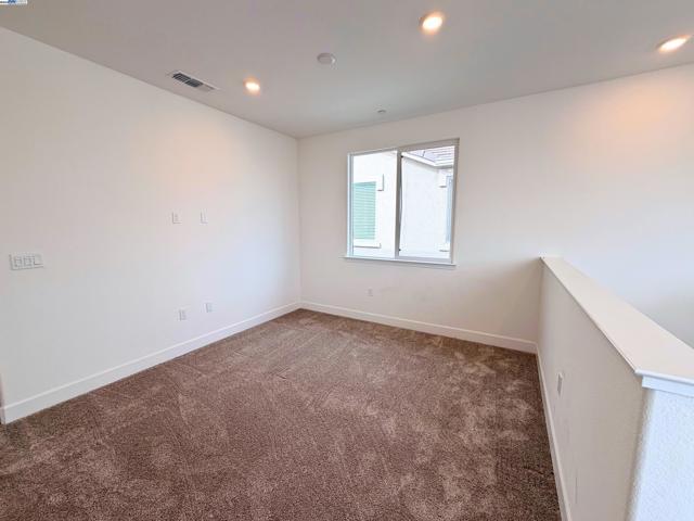 10349 Baldy Dr, Stockton CA: https://media.crmls.org/mediaz/2f9a2f35-a50a-425d-abcd-1704961e4afe.jpg