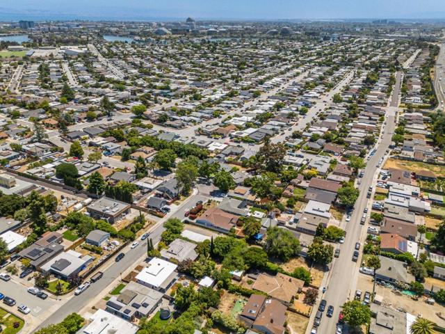 1016 Patricia Avenue, San Mateo CA: https://media.crmls.org/mediaz/2f9ae58f-5b66-4f1e-bd92-9856e2b730f0.jpg