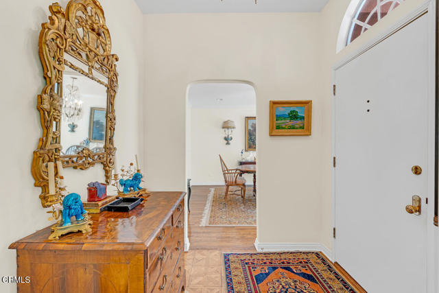 110 Glen Summer Road, Pasadena CA: https://media.crmls.org/mediaz/2f9cb109-88d7-435d-9d4a-29405b26f412.jpg