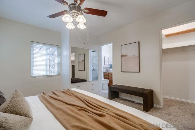 309 11 E Ave, Coronado CA: https://media.crmls.org/mediaz/2f9f9f8c-67d2-4803-83e3-6230970dd0ec.jpg