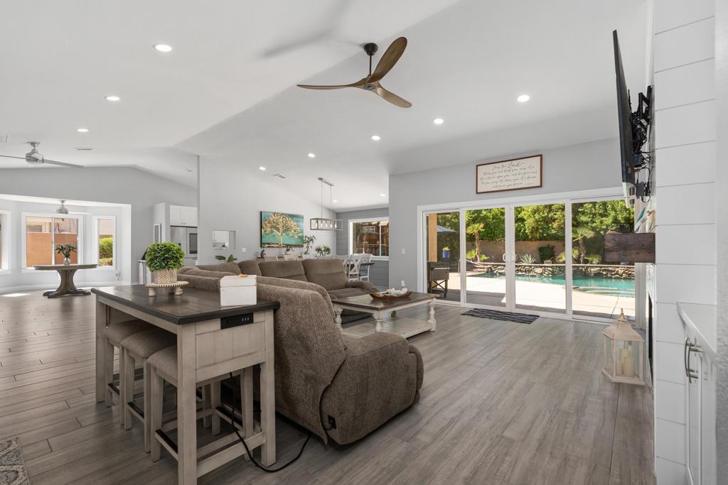 39369 Regency Way
