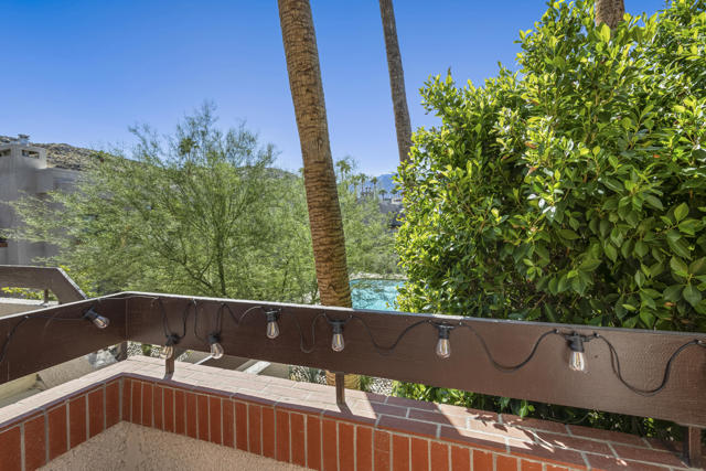 2601 S Broadmoor Drive, Palm Springs CA: https://media.crmls.org/mediaz/2fa35fa7-0f5d-43b6-9053-ce65c7bfc47c.jpg