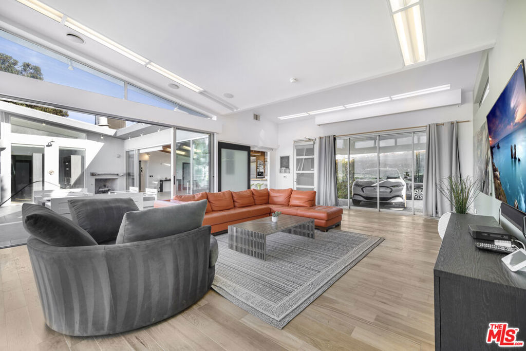 MLS #25617473 image #11